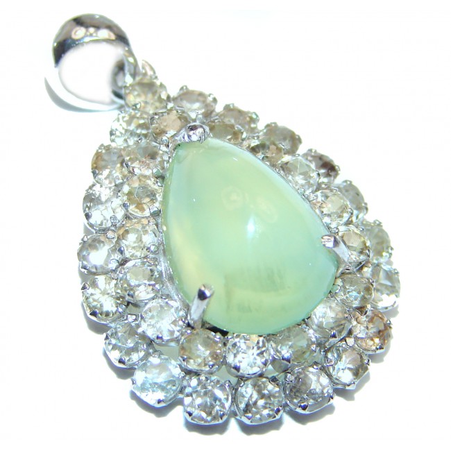 Beautiful genuine Prehnite Sapphire .925 Sterling Silver handcrafted Pendant-