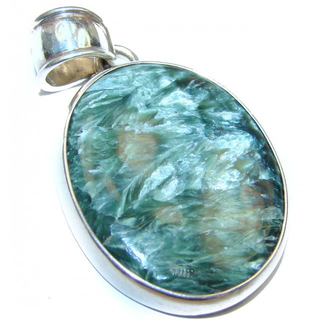 Precious Great quality Green Seraphinite .925 Sterling Silver handmade Pendant