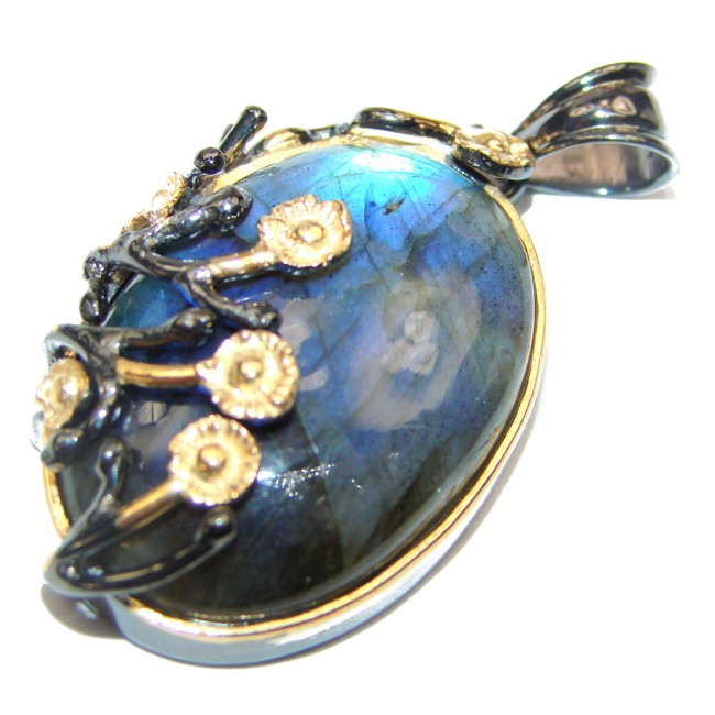 Blue Fire Labradorite 2 tones .925 Sterling Silver handcrafted Pendant
