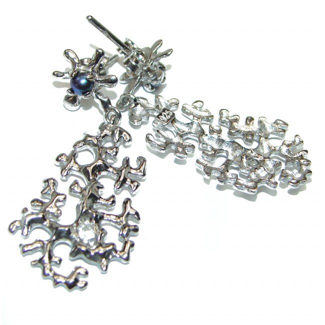 Delicate Golden Reefs pearl .925 Sterling Silver earrings