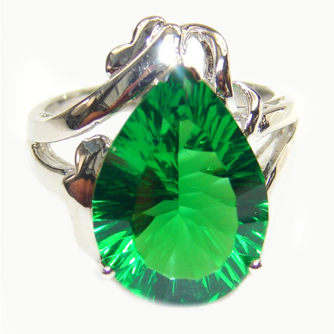 Flawless 25.4carat green Helenite .925 Sterling Silver Ring size 8 1/4