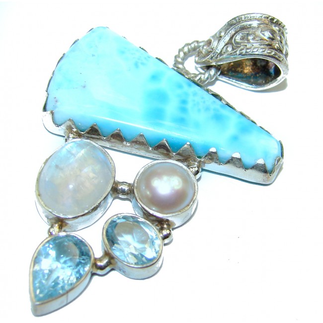 Great quality Larimar from Dominican Republic .925 Sterling Silver handmade pendant