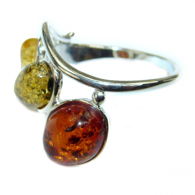Beautiful Authentic Baltic Amber .925 Sterling Silver handcrafted ring; s. 7 3/4