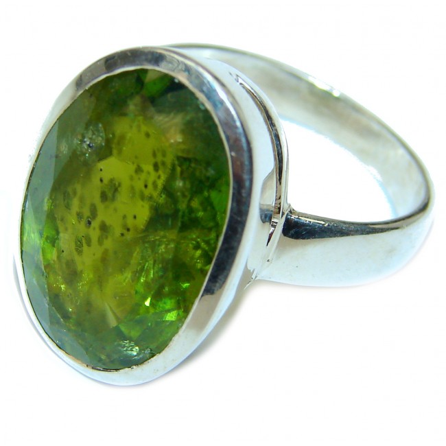Posh authentic Peridot .925 Sterling Silver handcrafted ring size 9