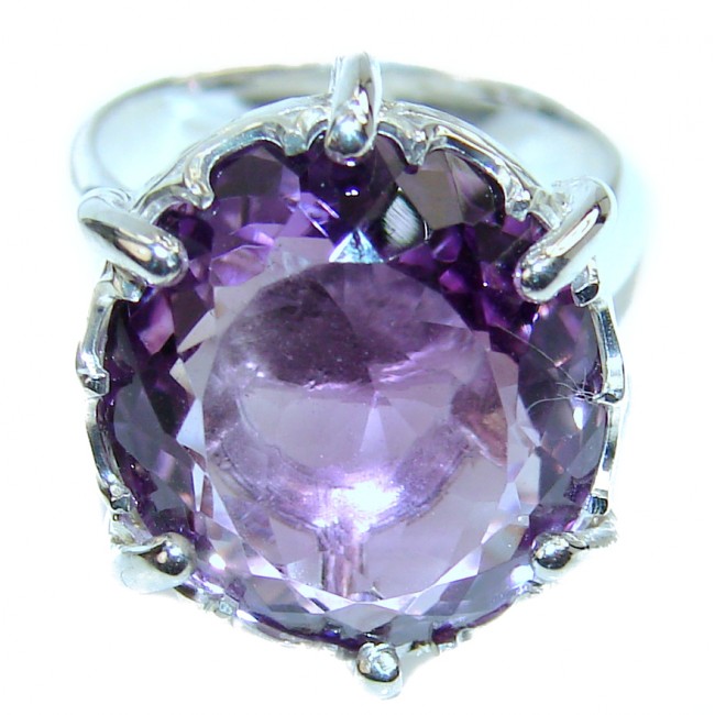 Purple Beauty 18.5 carat Amethyst .925 Sterling Silver Ring size 5 3/4
