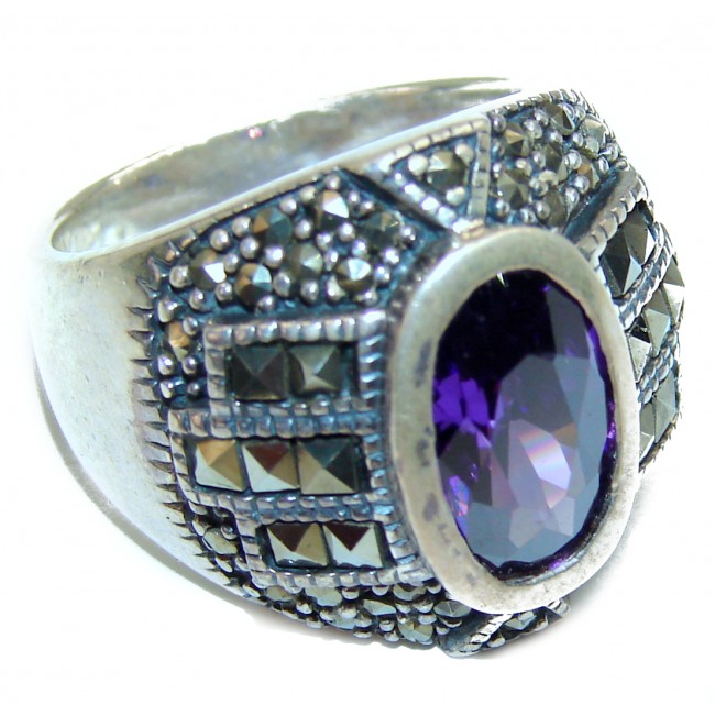 Purple Beauty 9.5 carat Amethyst .925 Sterling Silver Ring size 7