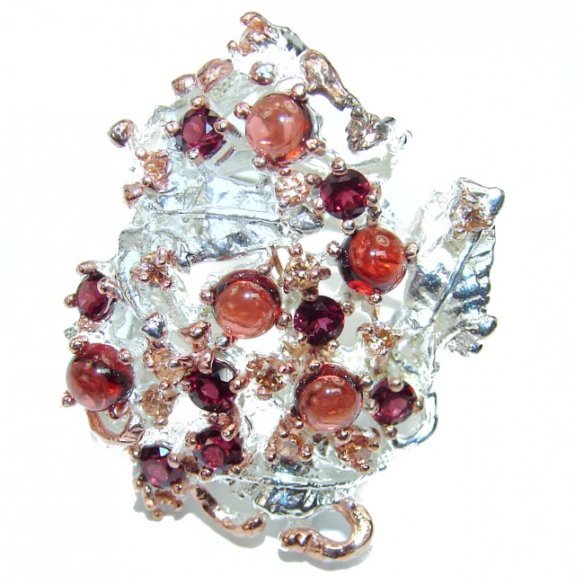 Incredible Beauty Garnet 2 tones .925 Sterling Silver Ring size 9