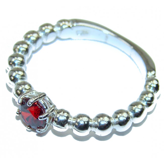 Real Beauty 3.5 carat Garnet .925 Sterling Silver Ring size 7 3/4