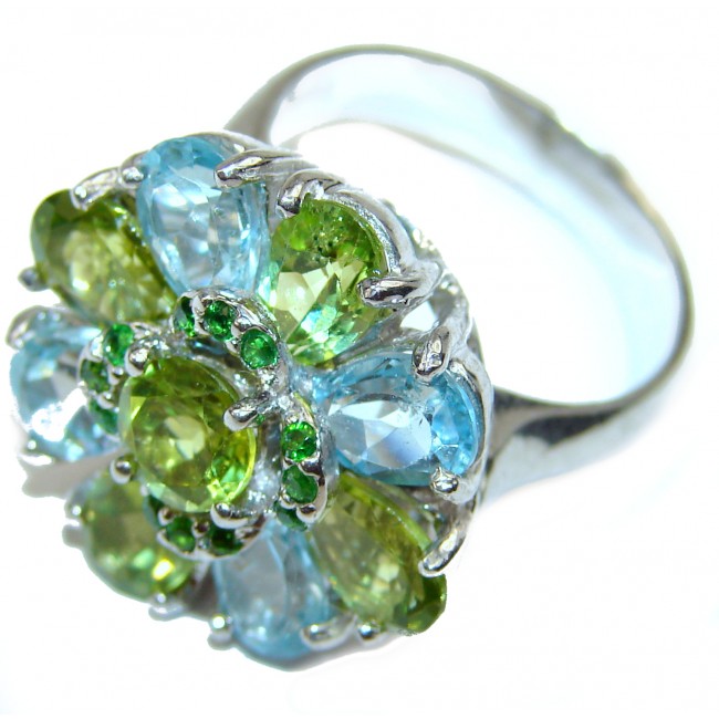 Energizing genuine Peridot .925 Sterling Silver handcrafted Ring size 8 1/4